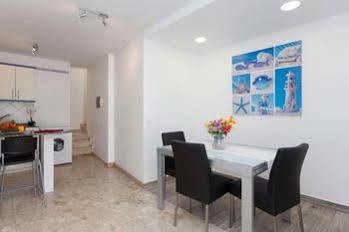 Geminis Villa Corralejo